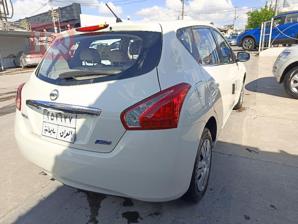 Nissan Tiida